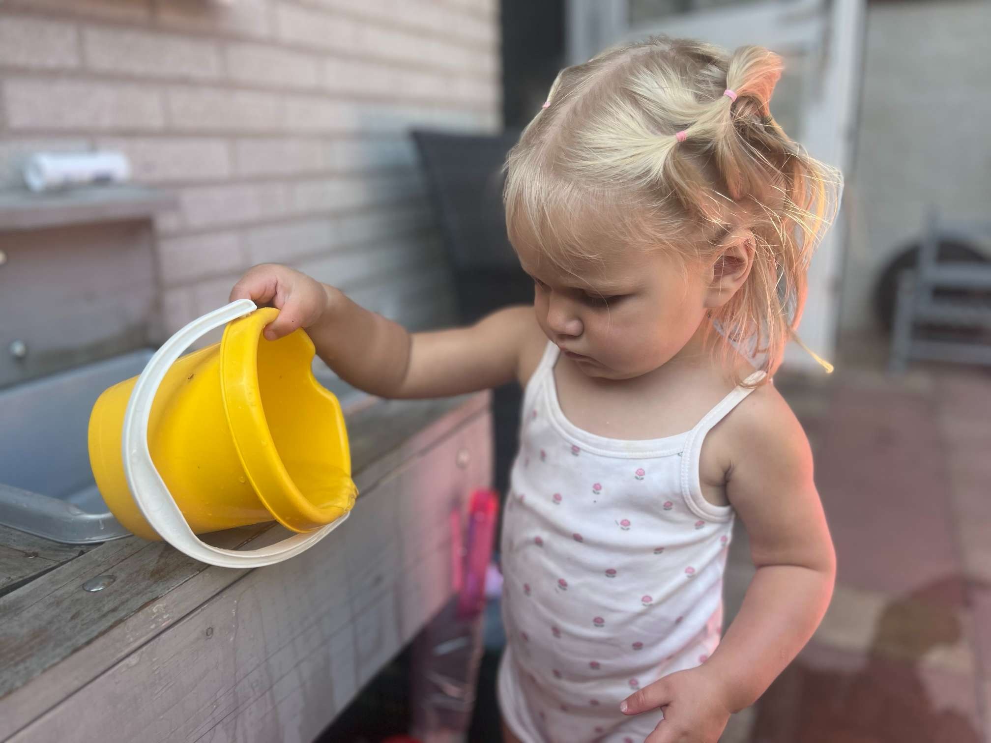 Spelen in de tuin met water