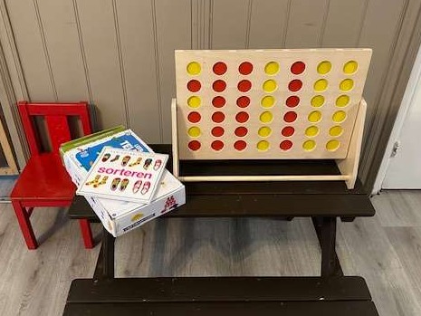 Spelletjestafel/teken-leeshoek