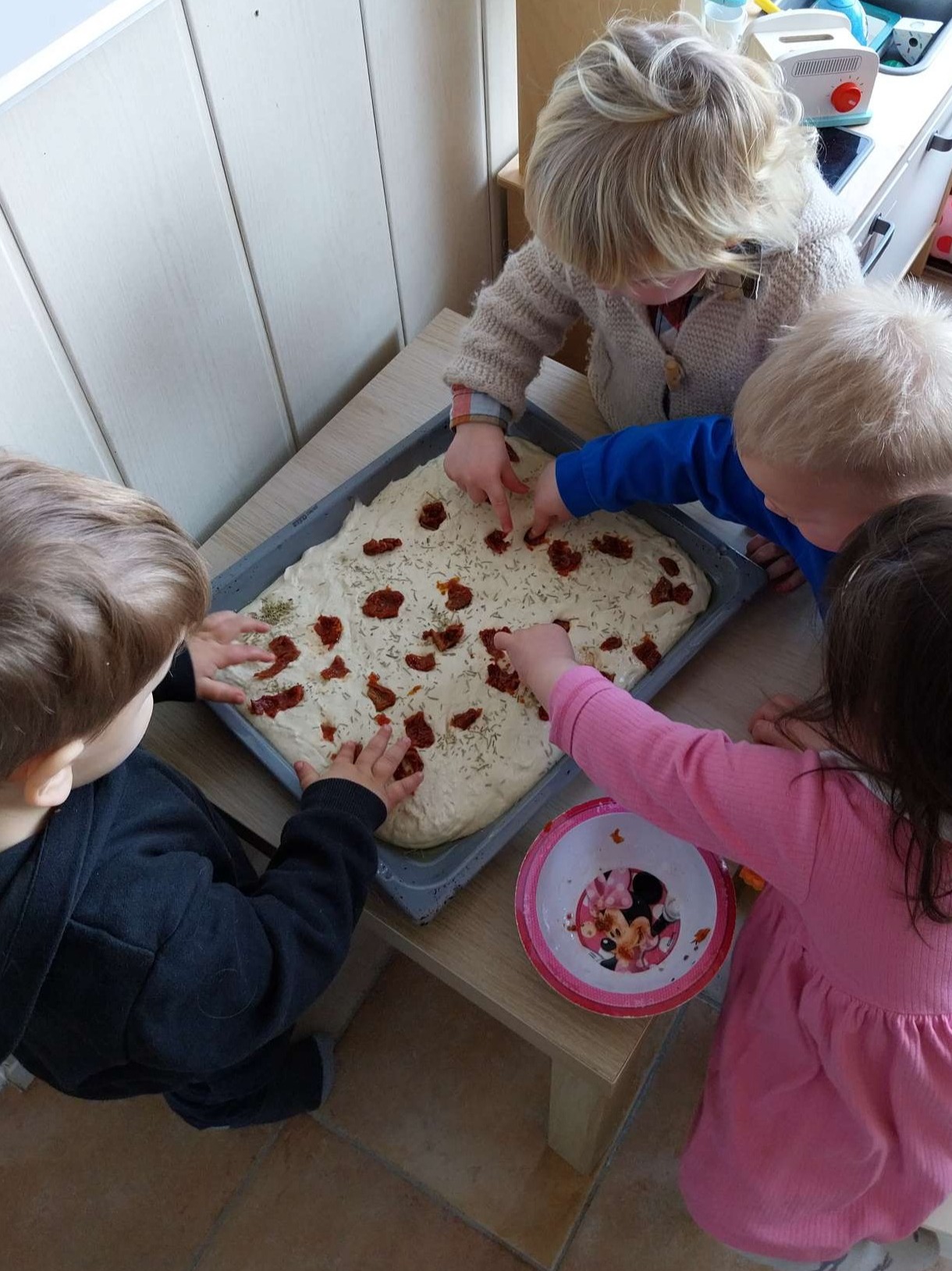 Samen focaccia maken