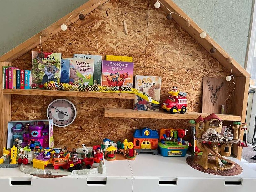 Thema Hoekje en gezellig spelen