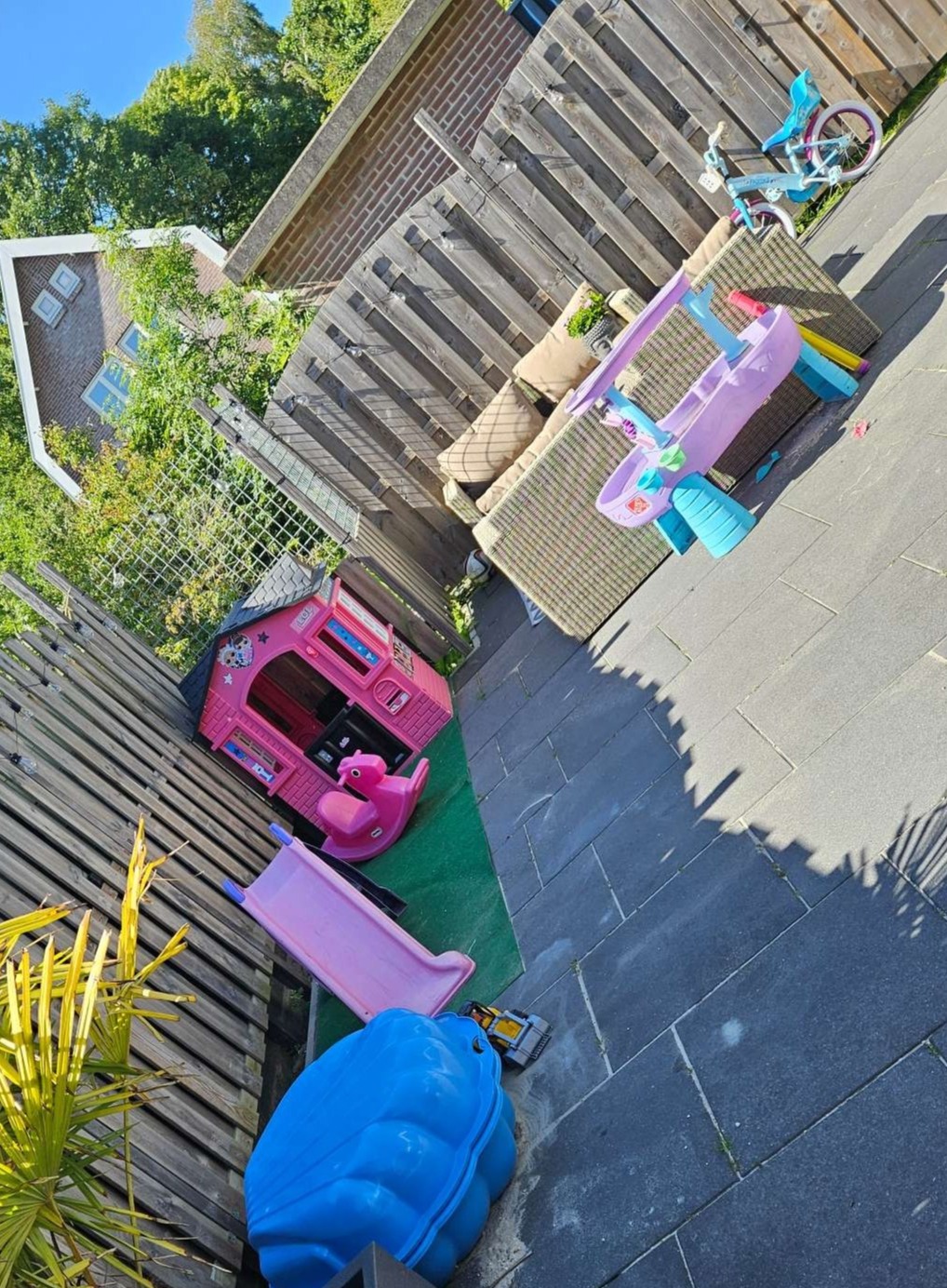 Een ruime tuin om in te spelen