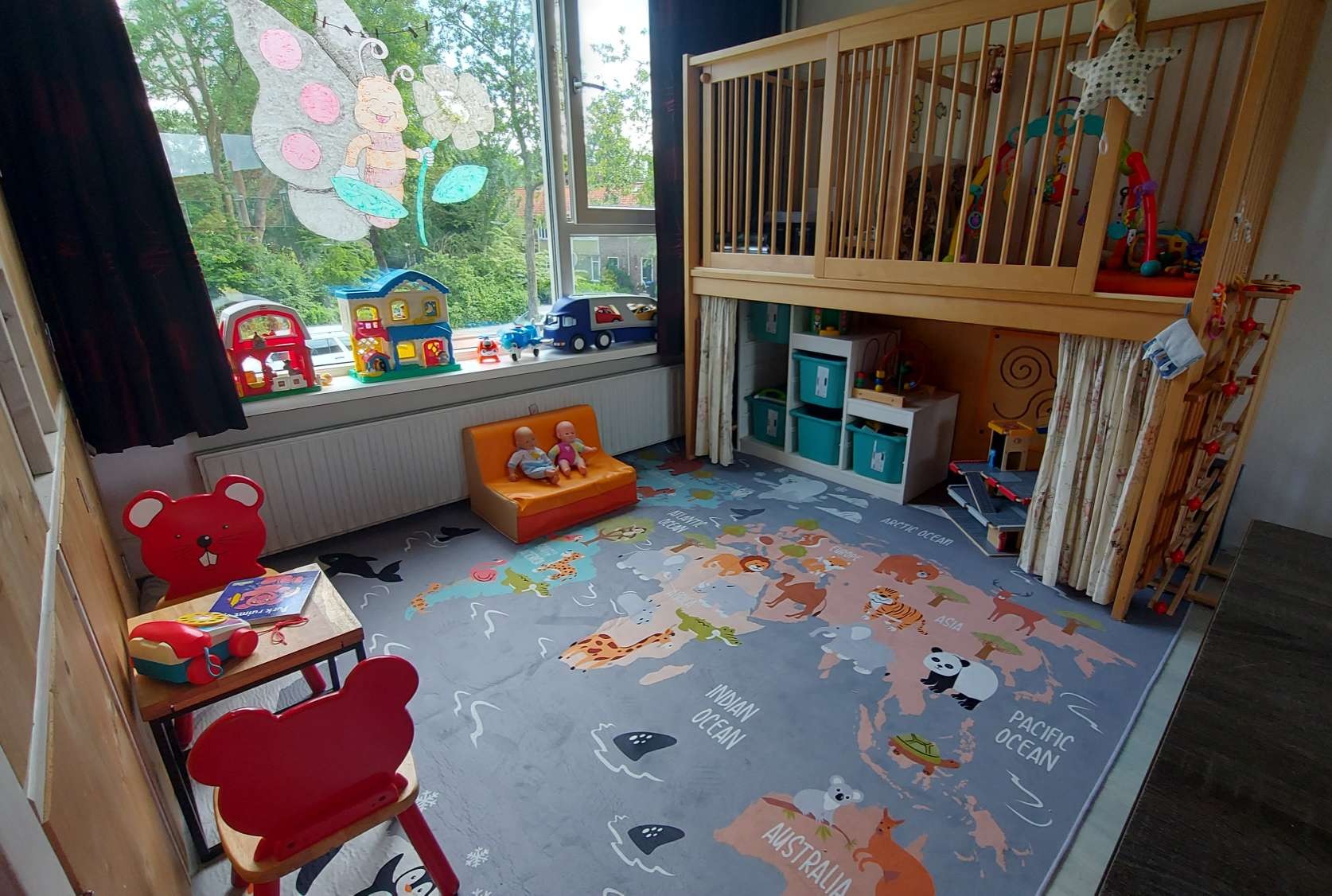 Gezellig spelen in de kamer