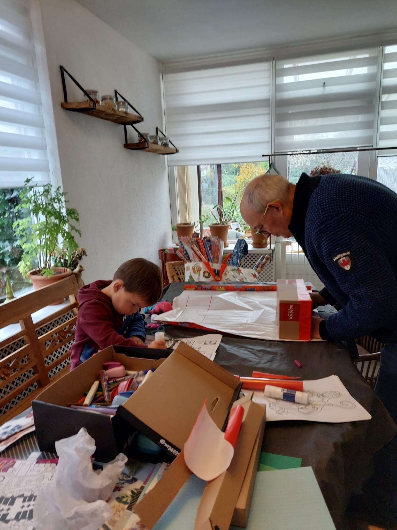 Gezellig samen knutselen