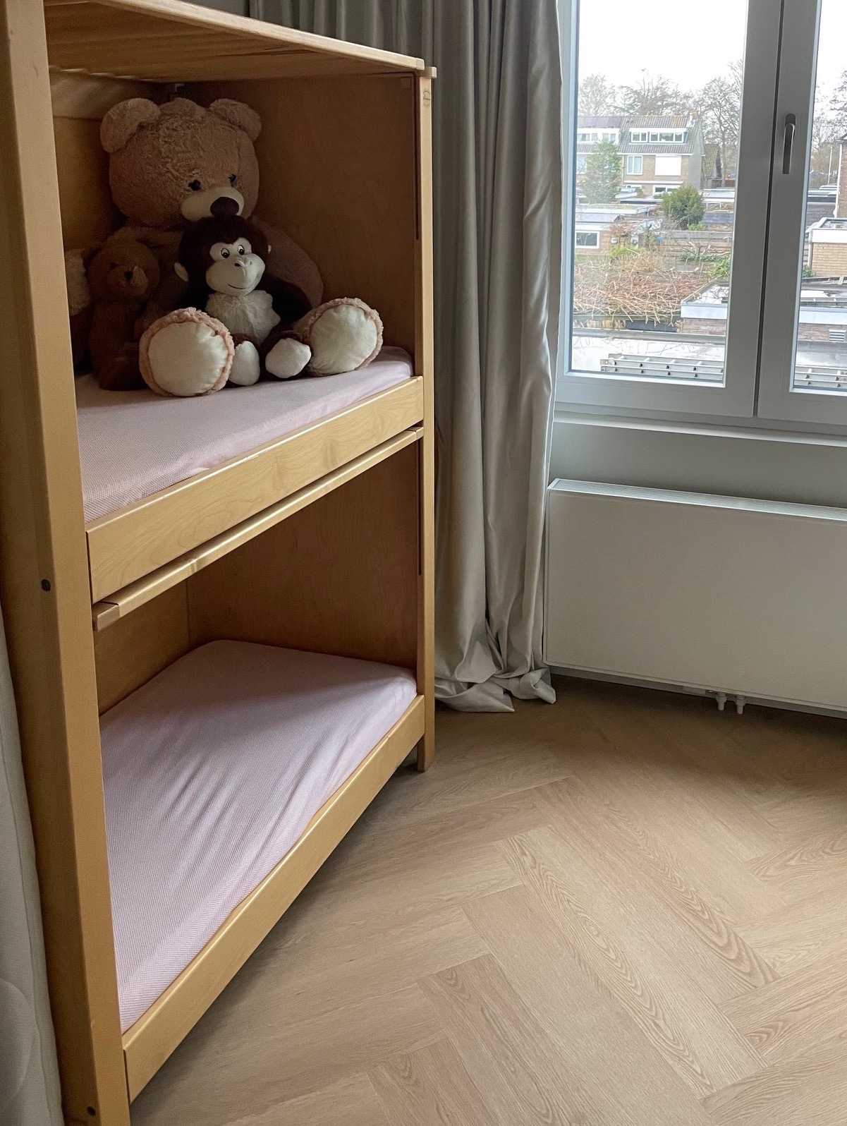 De slaapkamer voor de kindjes. 