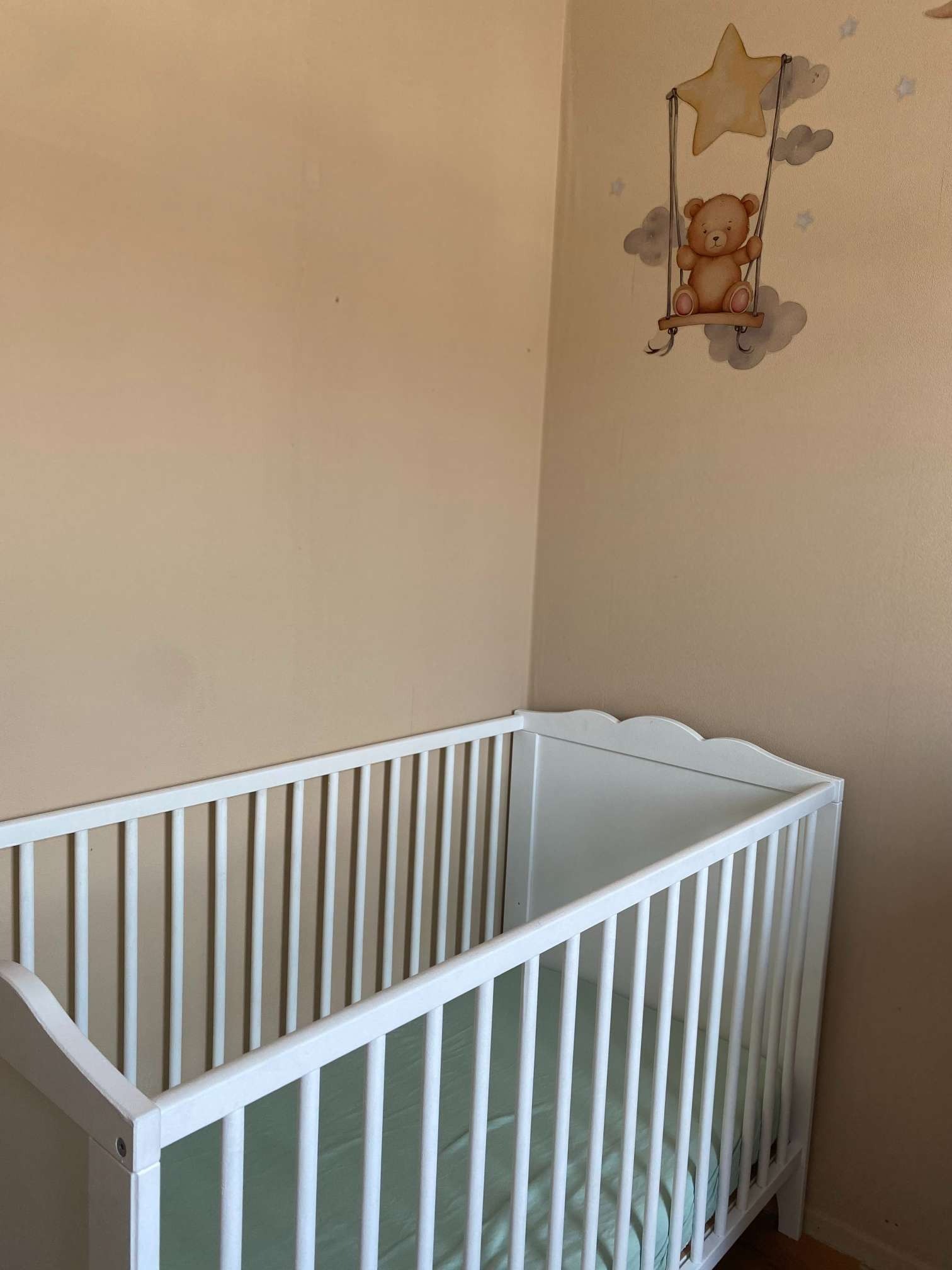 1 van de ledikantjes.