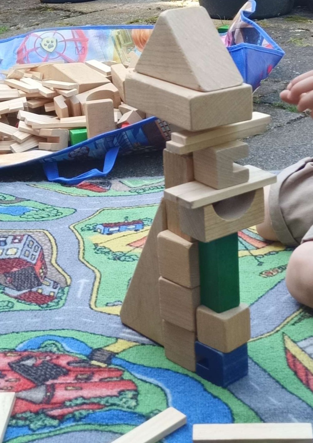 Buiten kan je ook bouwen. 